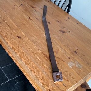 Woman’s Brown Fashion Belt